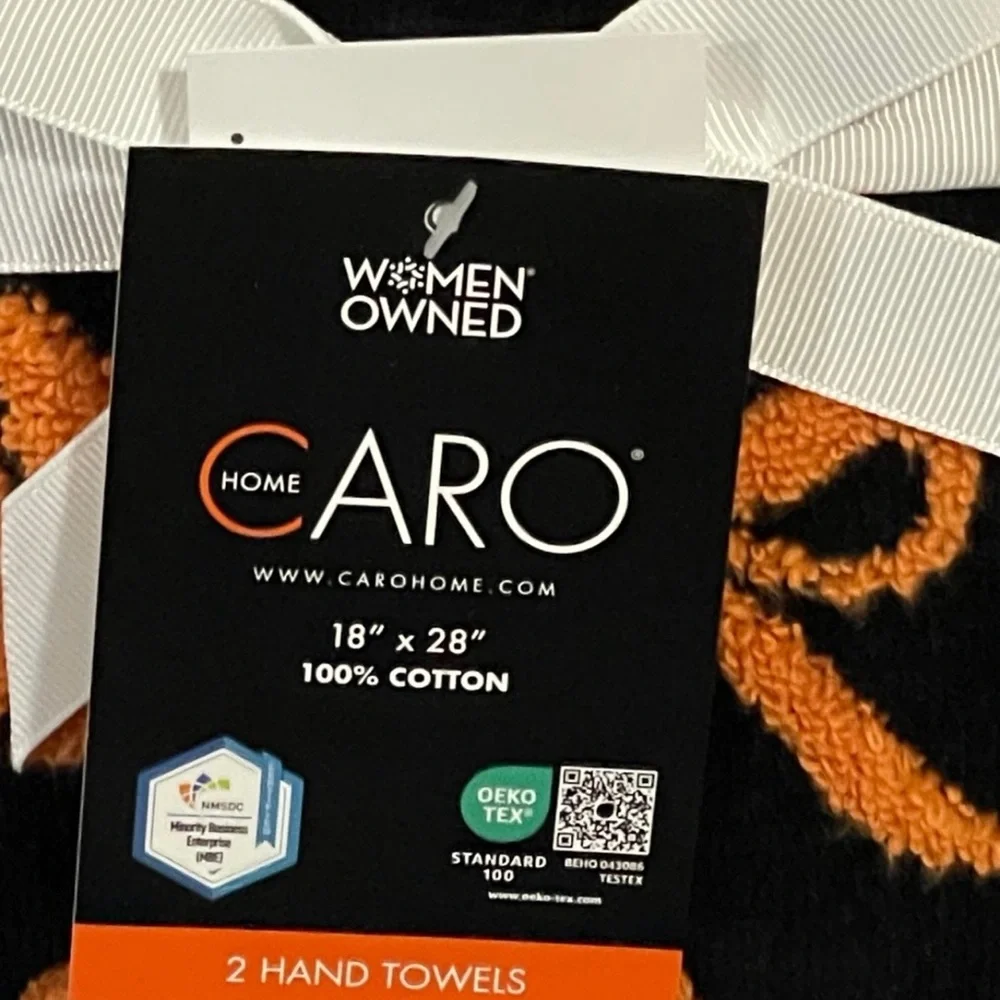 Halloween CARO HOME Pumpkins and Bows Hand Towels, Set of 2
